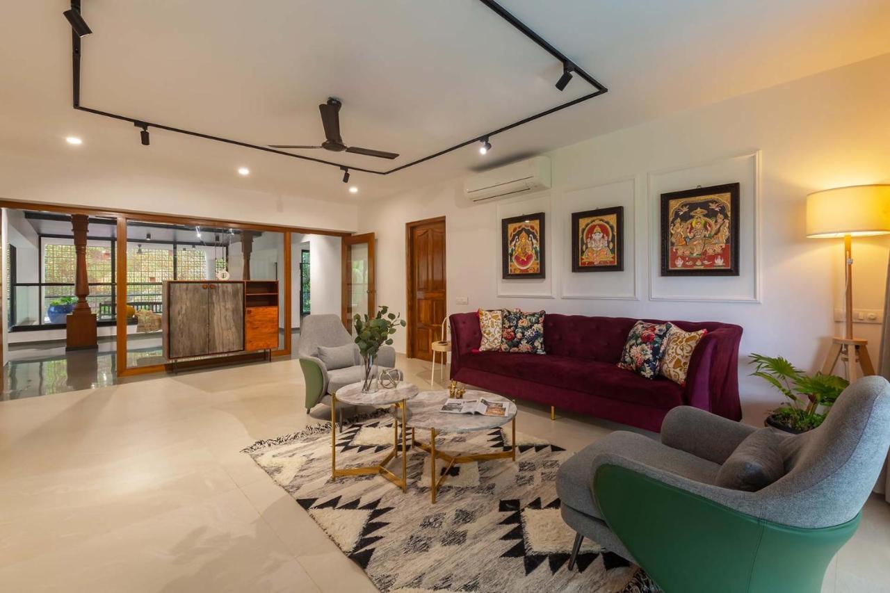 Villa Sereno By Stayvista - An Elegant And Entertaining Retreat Featuring A Swimming Pool, Outdoor Jacuzzi, Modern Interiors, And A Snooker Table آليباغ المظهر الخارجي الصورة